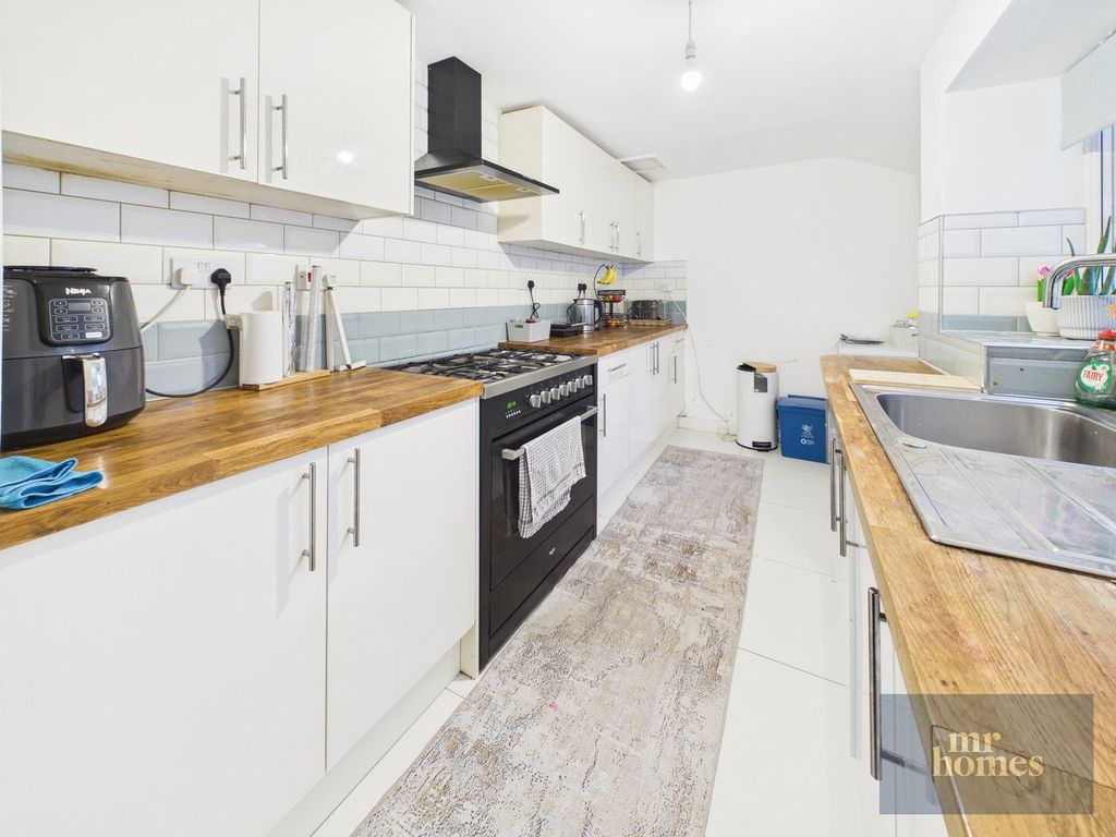 Additional image 16 of 4 bed terraced house for saleLlanedeyrn Road, Penylan, Cardiff CF23
