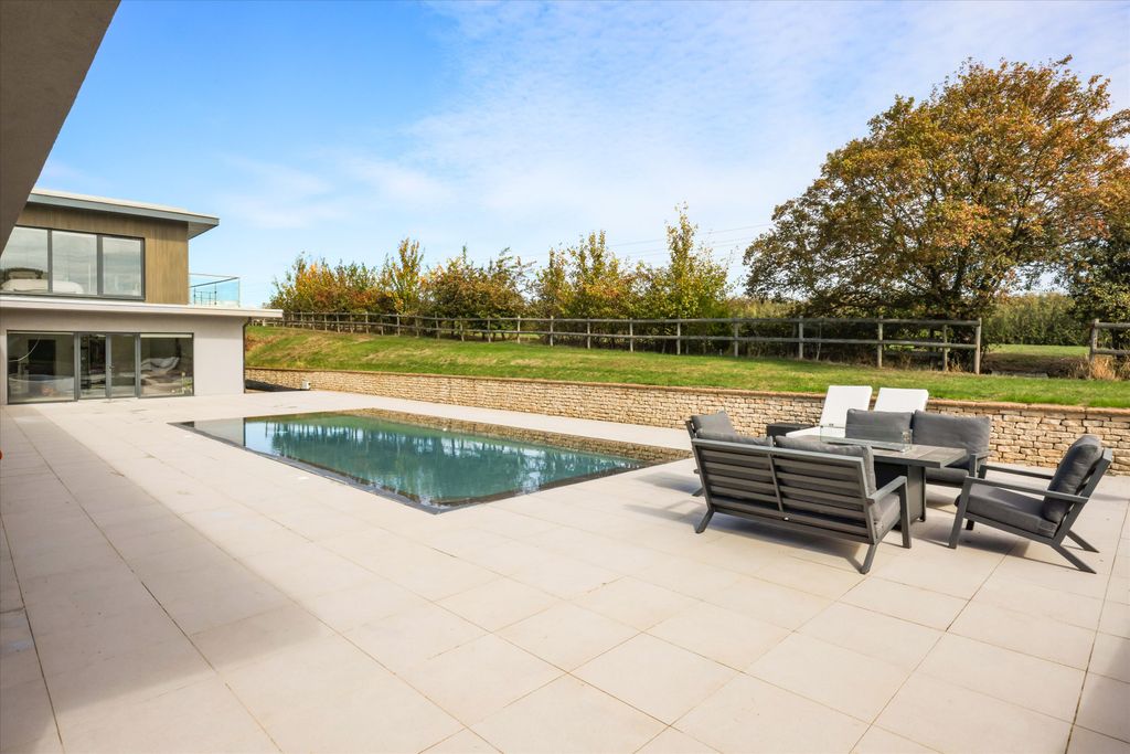 Additional image 35 of 4 bed detached house for saleHyde Lane, Cheltenham, Gloucestershire GL51