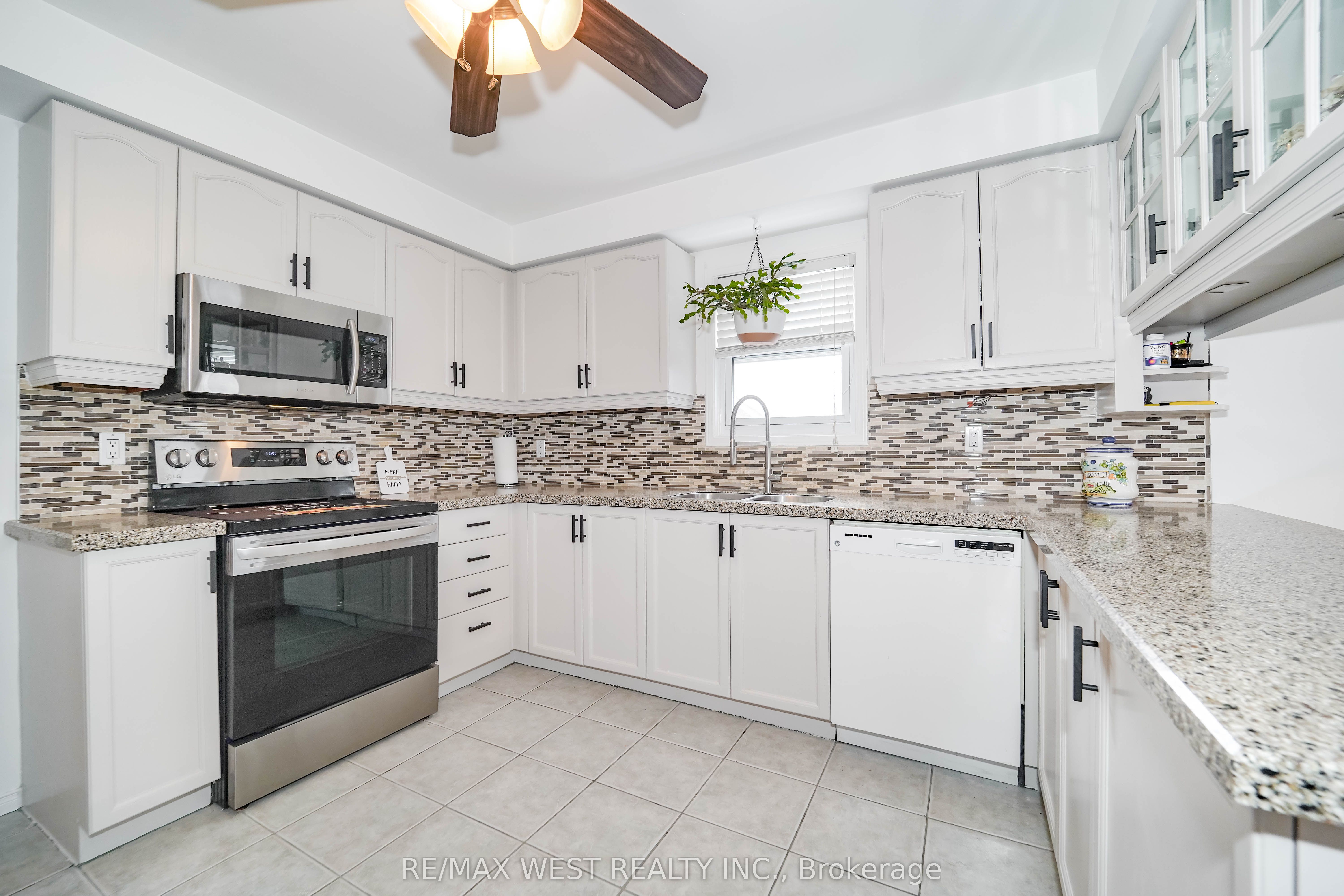 Additional image 2 of 5581 Wheatland Court, Mississauga, ON, L5V 2E4