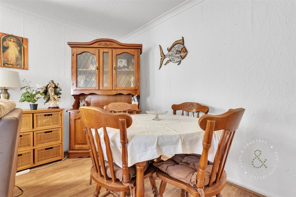 Additional image 6 of 2 bed detached bungalow for saleSilver Birch Close, Whitchurch, Cardiff CF14