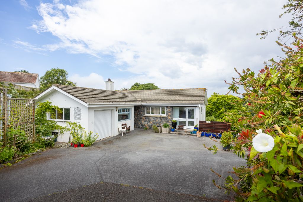 Additional image 3 of 5 bed detached house for saleRue De La Falaise, St. Martin, Guernsey GY4