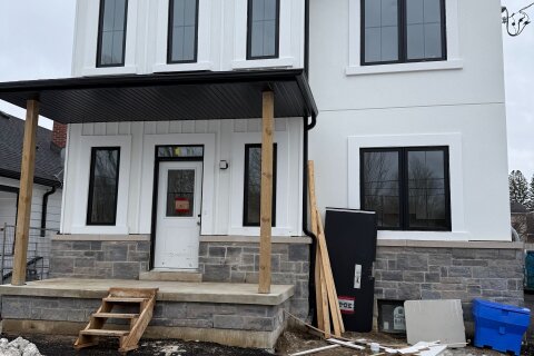 Additional image 7 of 2-19 Cousins Drive, Aurora, ON, L4G 1B2