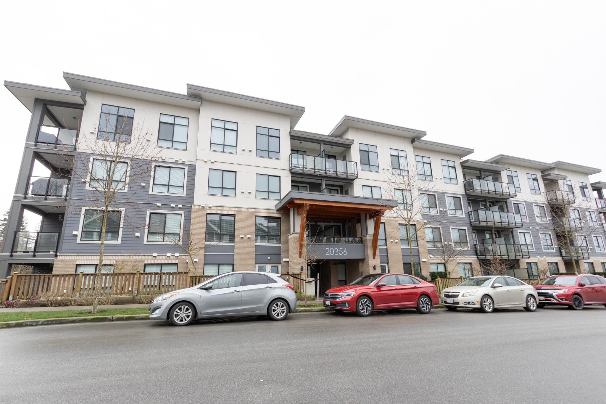 219-20356 72b , Langley, BC, V2Y 4J9