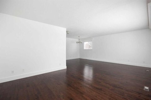 Additional image 8 of 218 Maclaren Crescent, Fort Mcmurray, AB, T9K 1J8