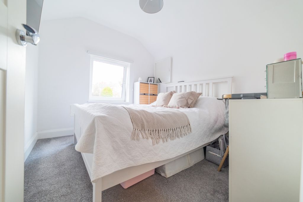 Additional image 20 of 2 bed flat for saleLlantrisant Street, Cathays CF24