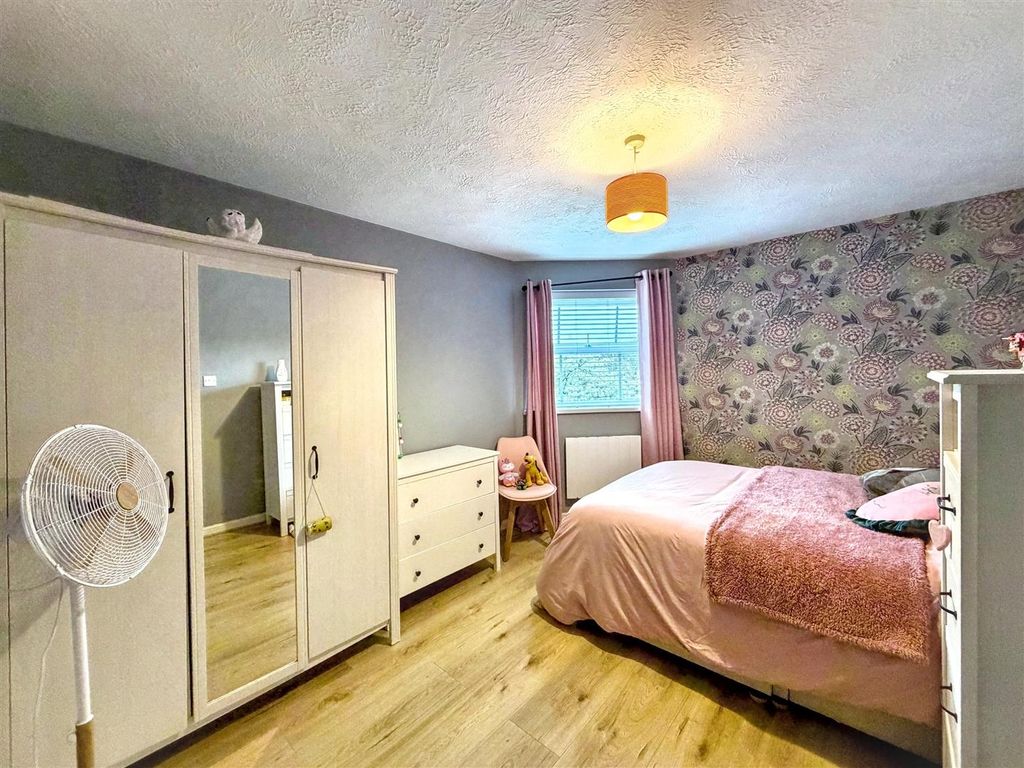 Additional image 6 of 2 bed flat for saleBrown Close, Newport NP19