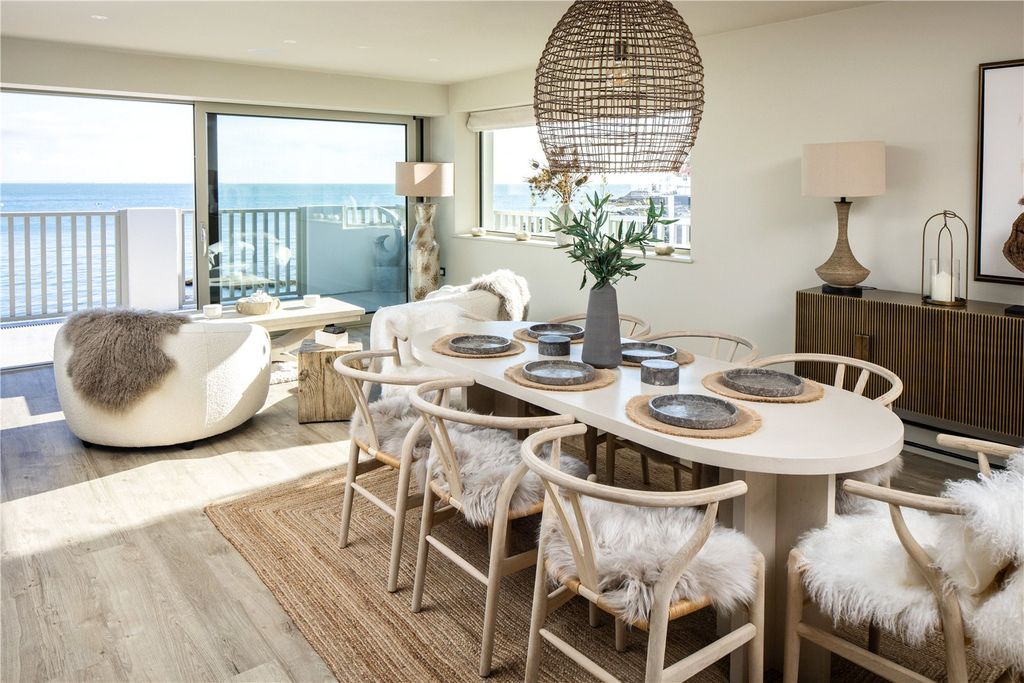 Additional image 5 of 5 bed detached house for saleLe Mont De Rozel, St. Martin, Jersey JE3