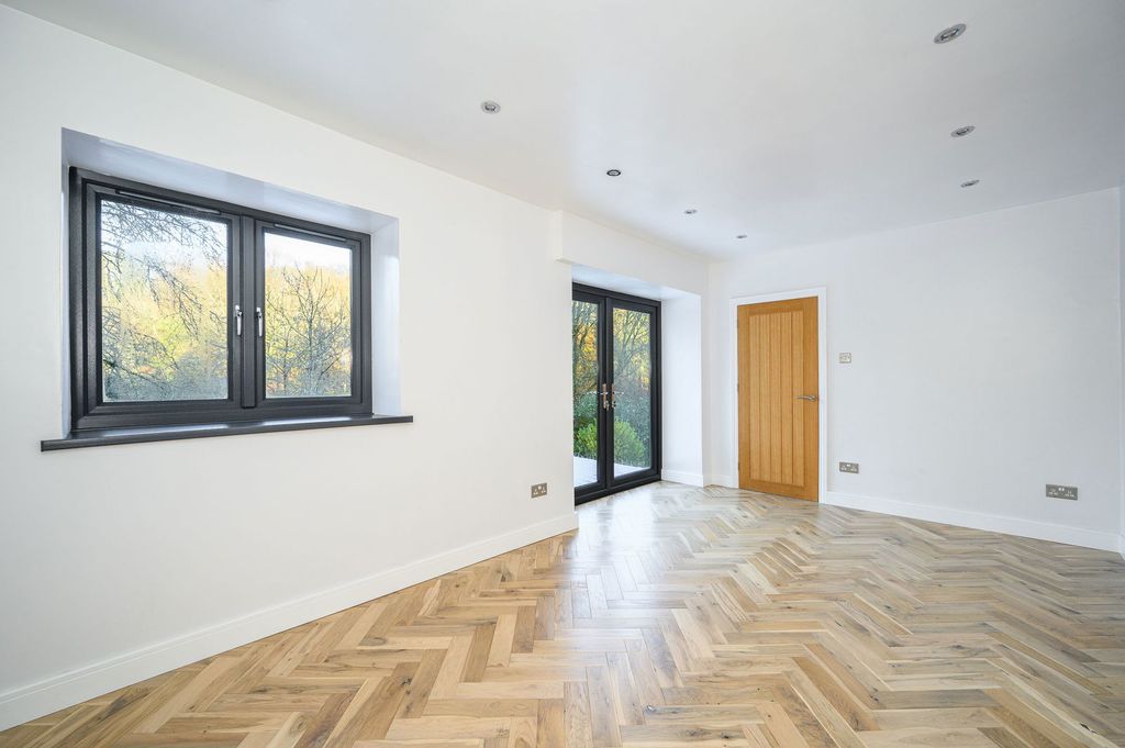 Additional image 9 of 5 bed detached house for saleWhitebrook, Monmouth NP25