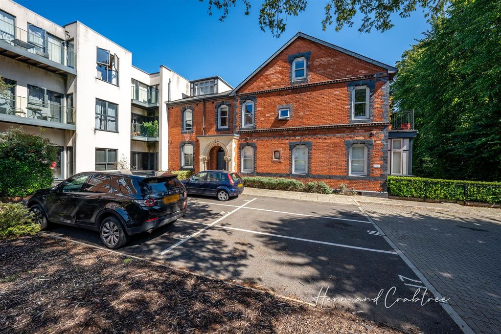 Additional image 18 of 1 bed flat for saleRomilly Crescent, Pontcanna CF11