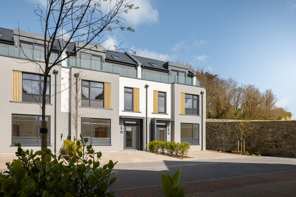 3 bed terraced house for saleRue De Bas Courtils, St. Sampson, Guernsey GY2