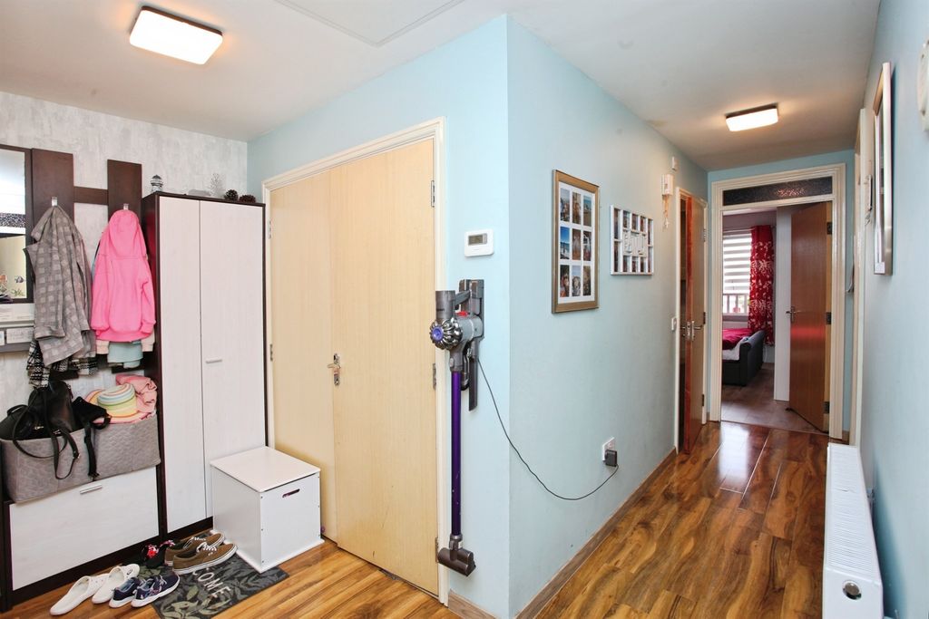 Additional image 10 of 2 bed flat for saleAshbourn Way, Llanishen, Cardiff CF14