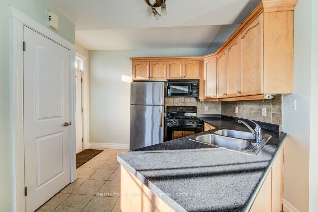 Additional image 5 of 201-555 King Street E, Kitchener, ON, N2G 2L9