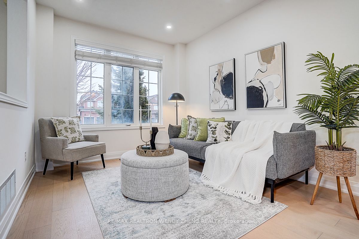 Additional image 5 of 16 Hartwell Way, Aurora, ON, L4G 7X7