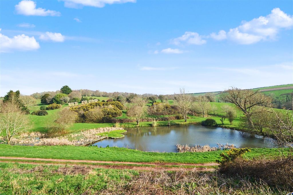 Land for saleNewton Ferrers, Devon PL8 photo 4