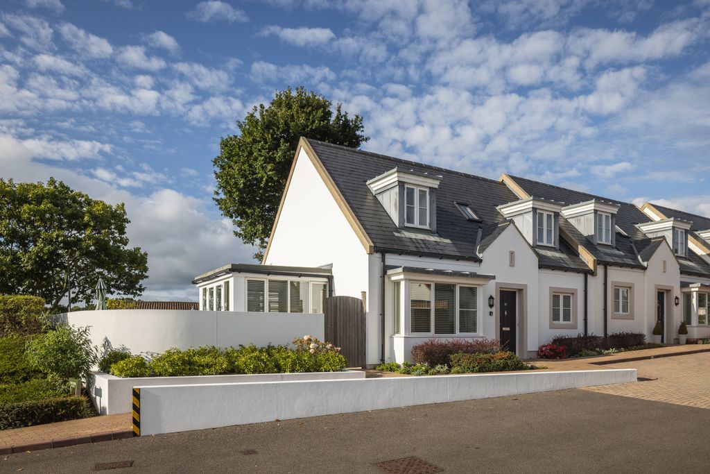 2 bed semi-detached house for saleSt. Saviour Hill, St. Saviour, Jersey JE2