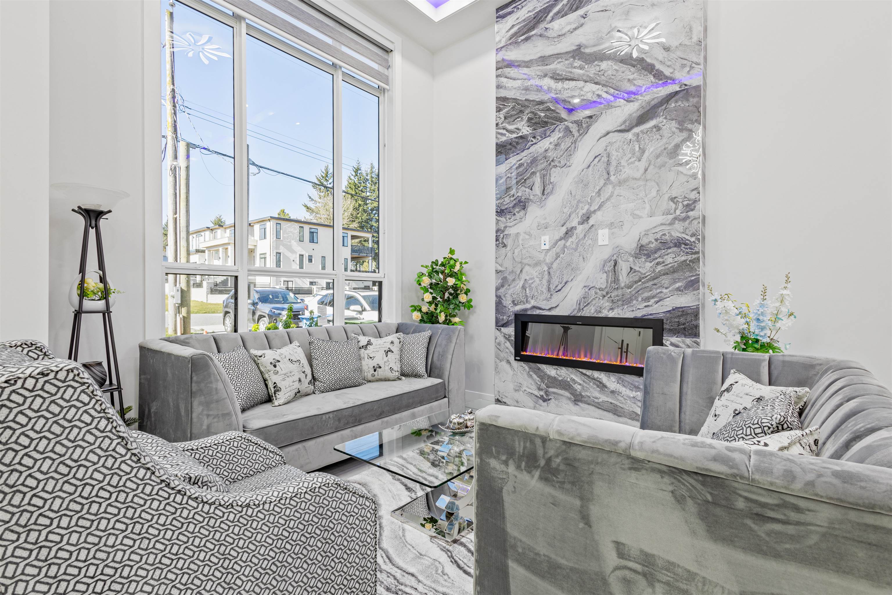 Additional image 3 of 2128 Oakridge Crescent, Abbotsford, BC, V2T 6A8