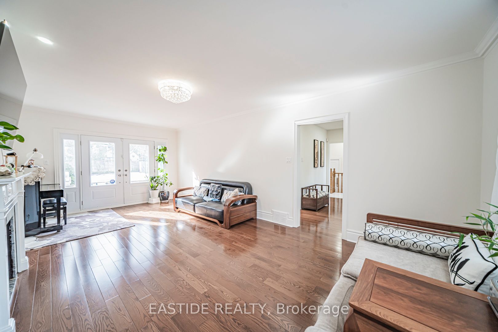Additional image 4 of 277 Lawrence Avenue E, Toronto, ON, M4N 1T6