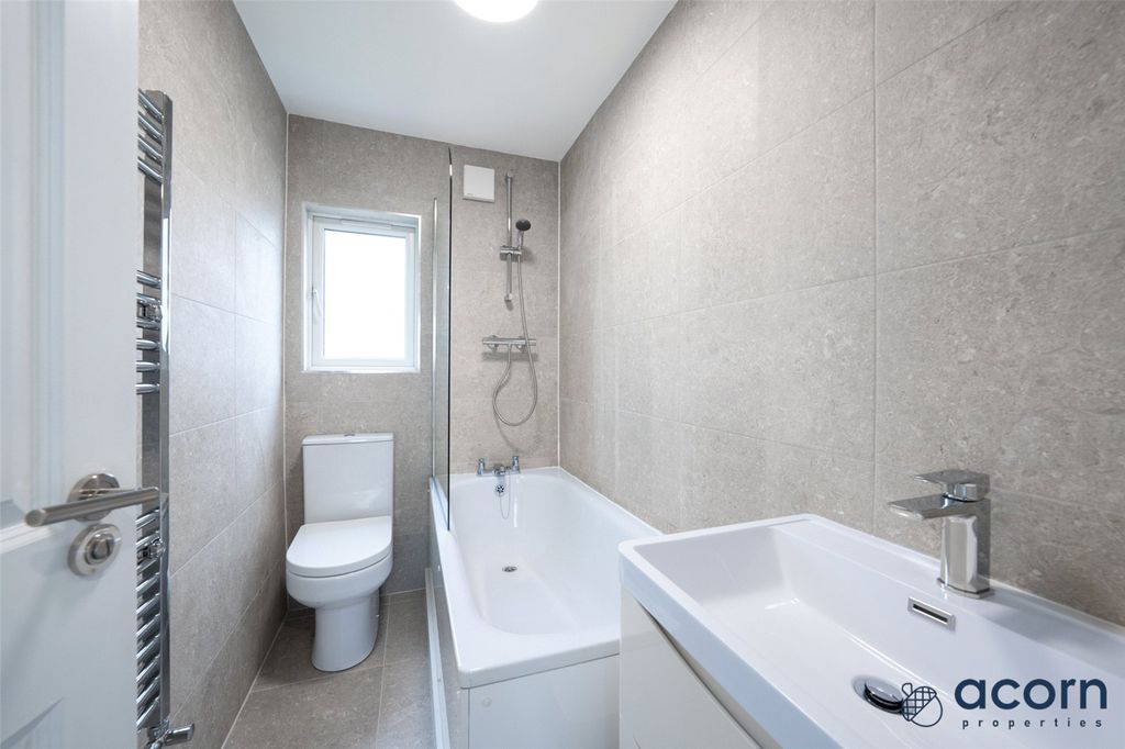 Additional image 12 of 5 bed terraced house for saleWakemans Hill Avenue, Colindale, London NW9