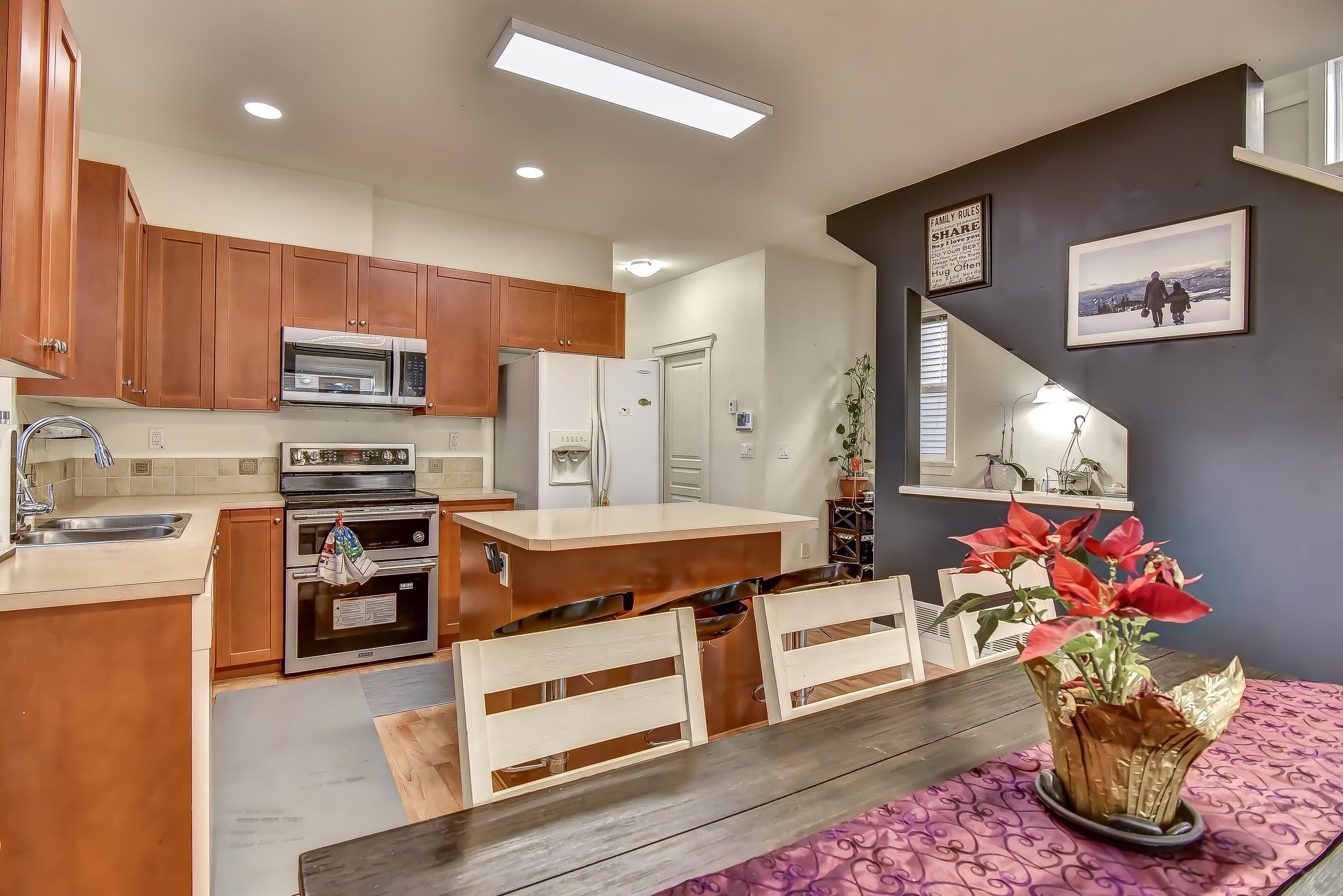 Additional image 3 of 6914 190 Street, Surrey, BC, V4N 5P1