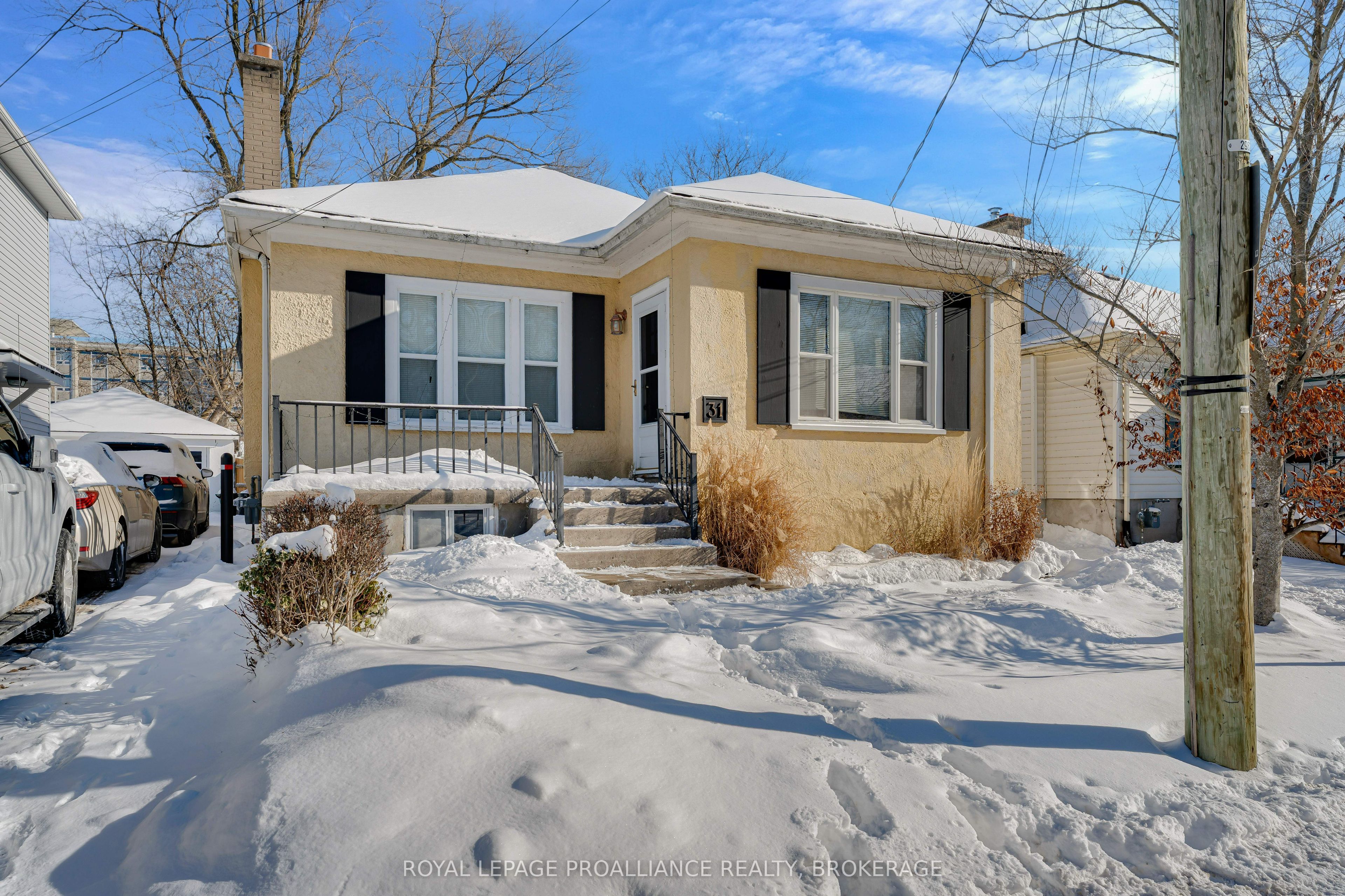 31 Beverley Street, Kingston, ON, K7L 3Y5
