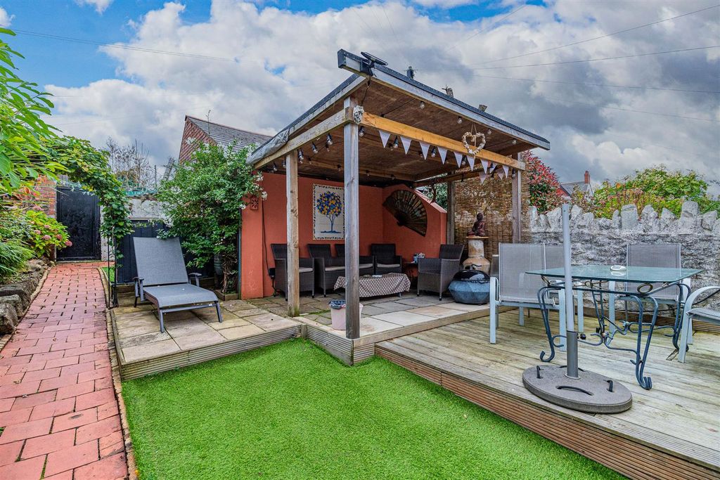 Additional image 23 of 4 bed property for saleLlwyn -Y- Grant Road, Penylan, Cardiff CF23