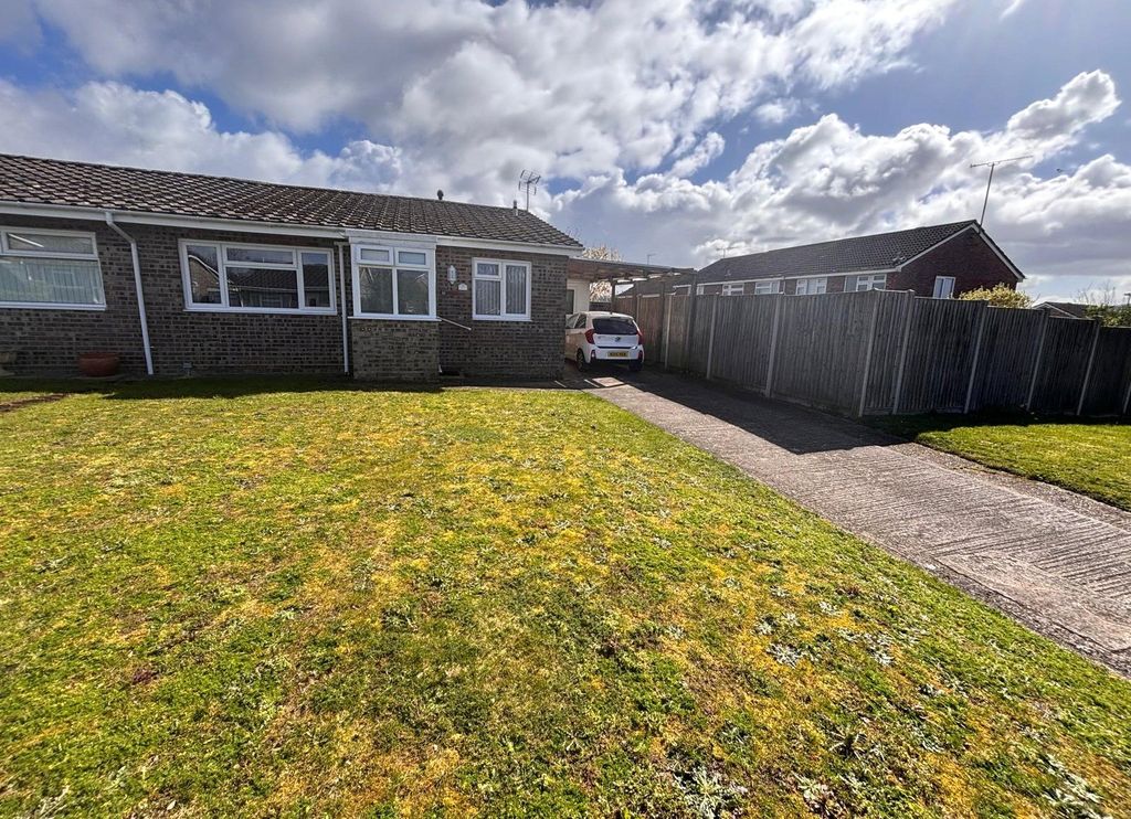 2 bed bungalow for saleSt. Marys Road, Sherborne, Dorset DT9
