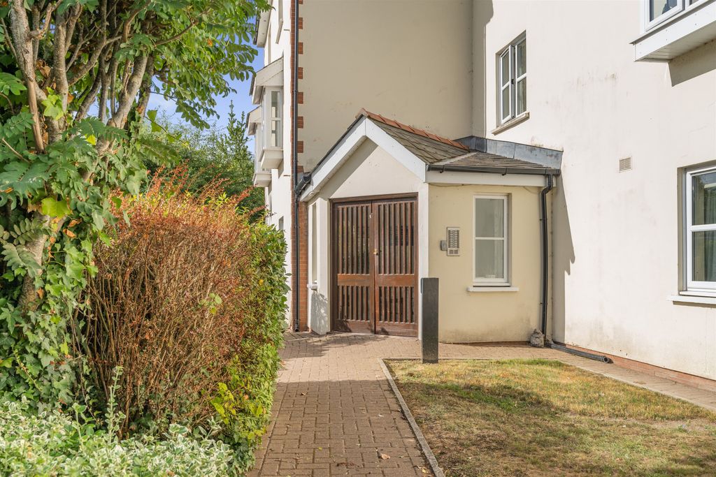 Additional image 21 of 1 bed flat for saleKingsmead Court, The Oldway Centre, Monmouth, Monmouthshire NP25