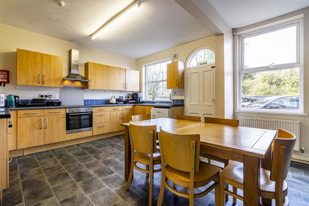 Additional image 4 of 16 bed detached house for saleWaterloo Road, Nottingham NG7