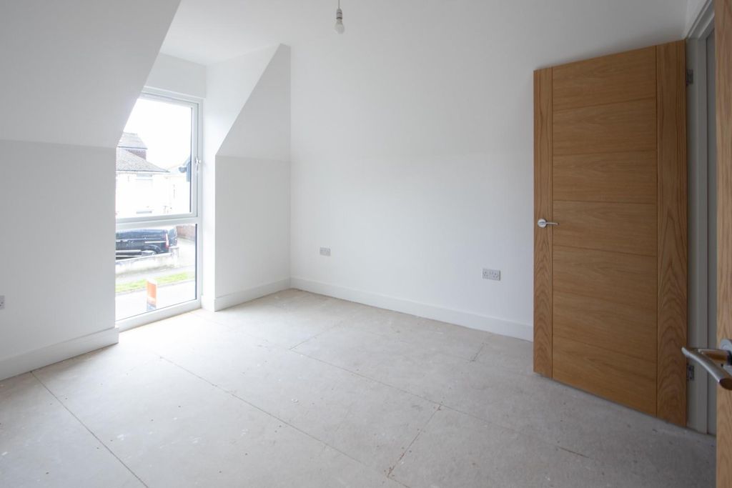 Additional image 8 of 6 bed detached house for salePantmawr Road, Whitchurch, Cardiff CF14