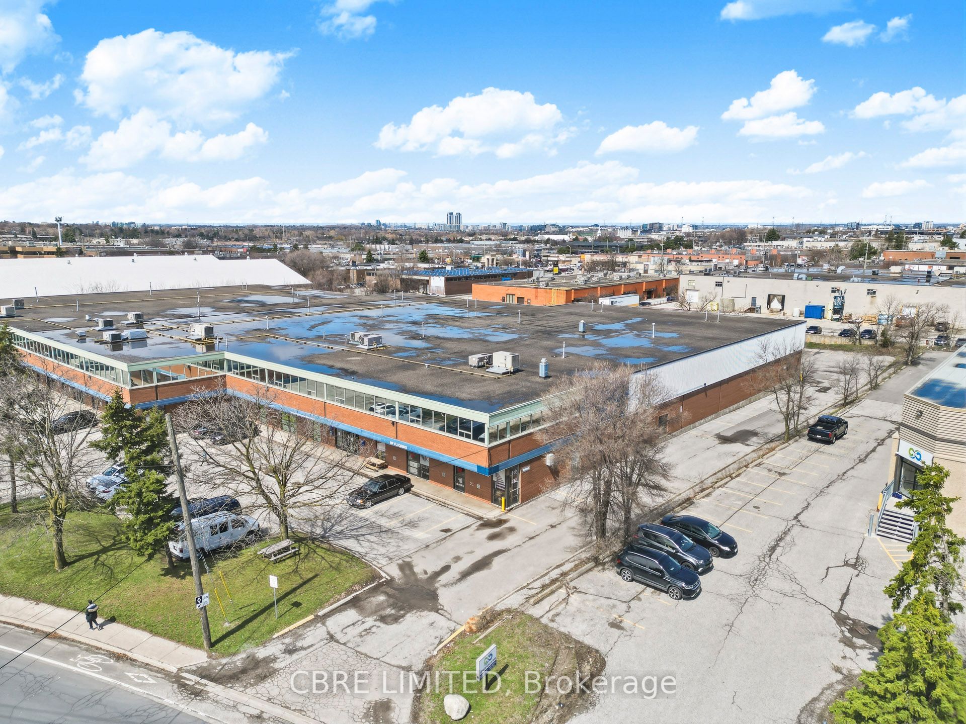 105-100 Steelcase Road E, Markham, ON, L3R 1E8 photo 2