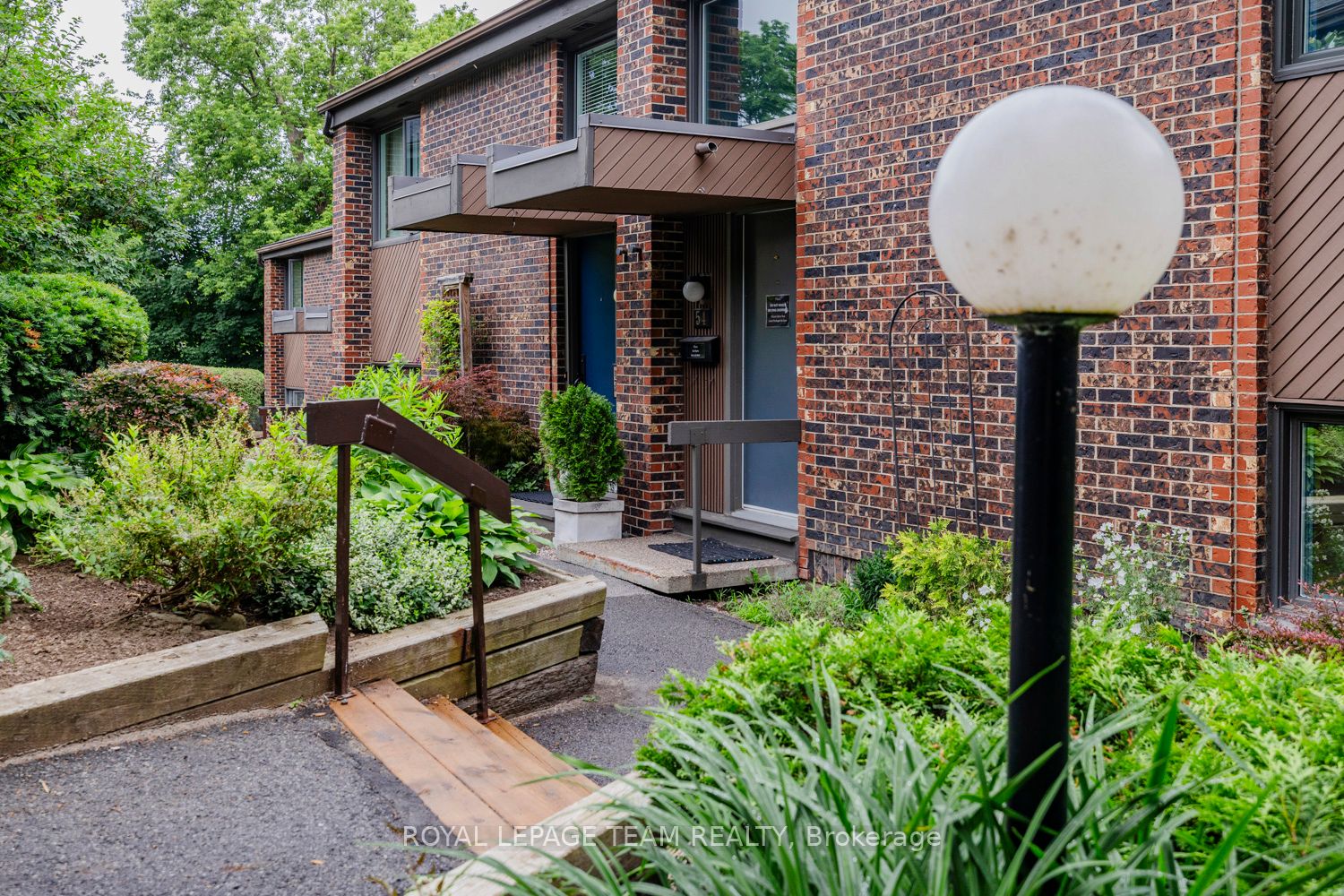 Additional image 2 of 54-121 Buell Street, Ottawa, ON, K1Z 7E7