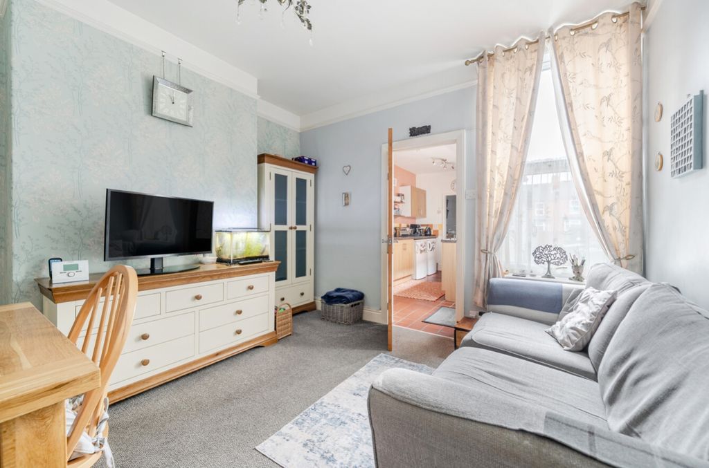Additional image 7 of 3 bed terraced house for saleNelthorpe Street, Lincoln, Lincolnshire LN5