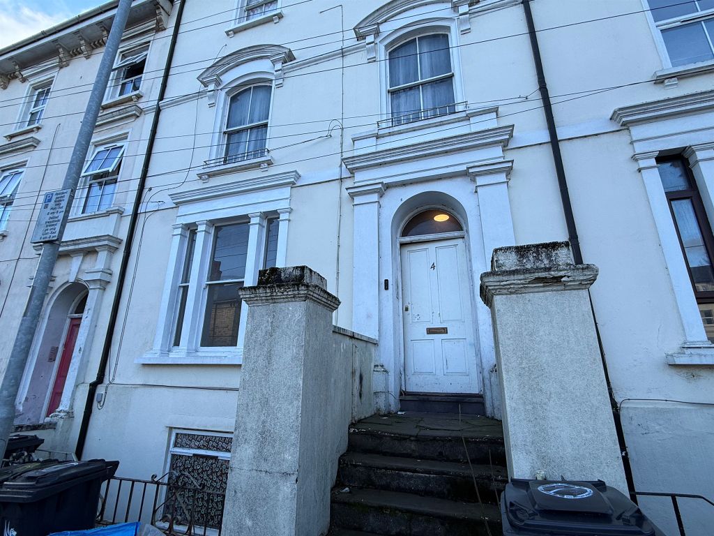 Additional image 6 of 1 bed flat for saleClytha Square, Newport NP20