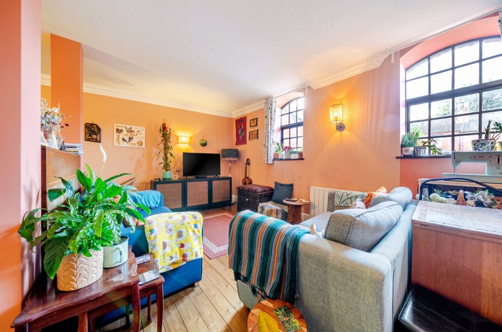 Additional image 9 of 2 bed flat for saleCrown Mill Vernon Street, Lincoln, Lincolnshire LN5