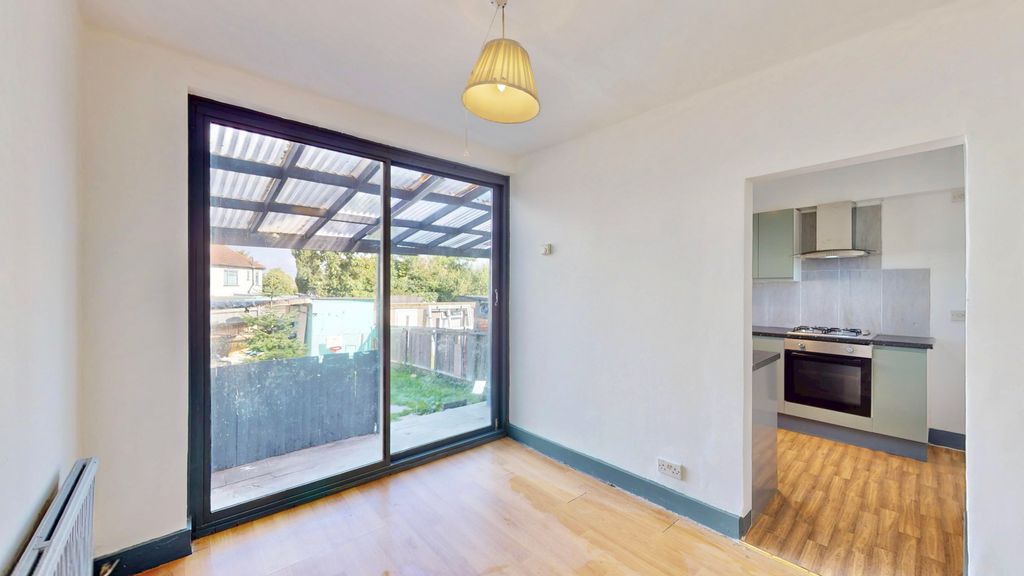 Additional image 8 of 4 bed terraced house for saleSummit Close, London NW9
