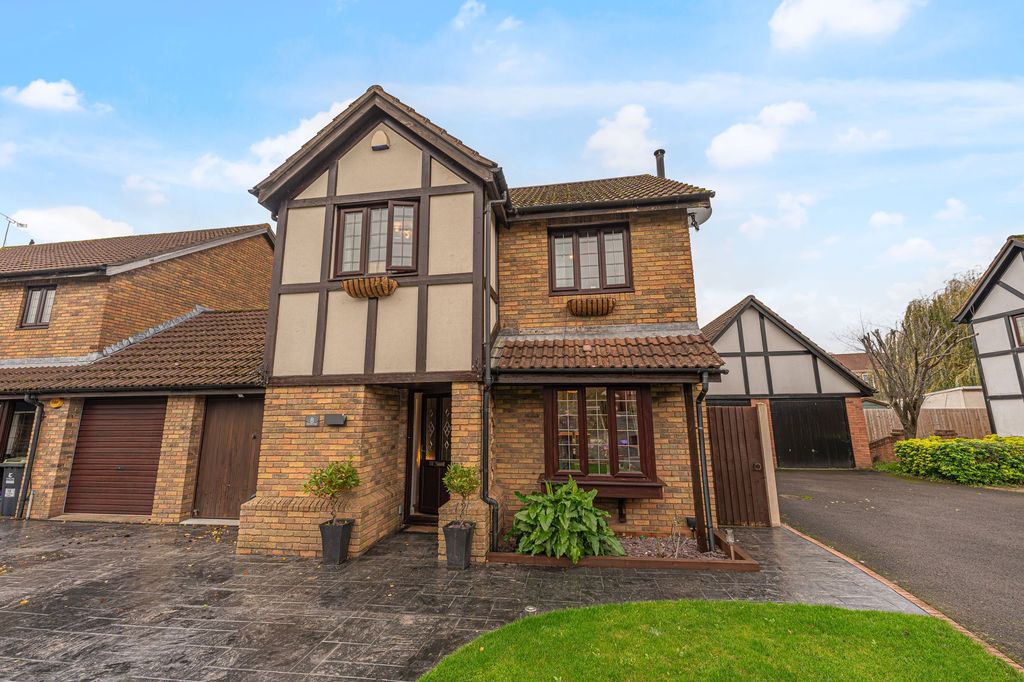 Additional image 38 of 4 bed detached house for saleHeronston Close, Undy NP26