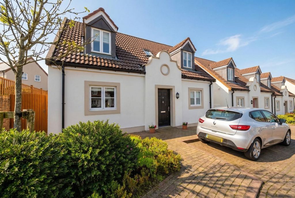 2 bed detached house for sale18 Rosalind Court, Langtry Gardens, St Saviour JE2