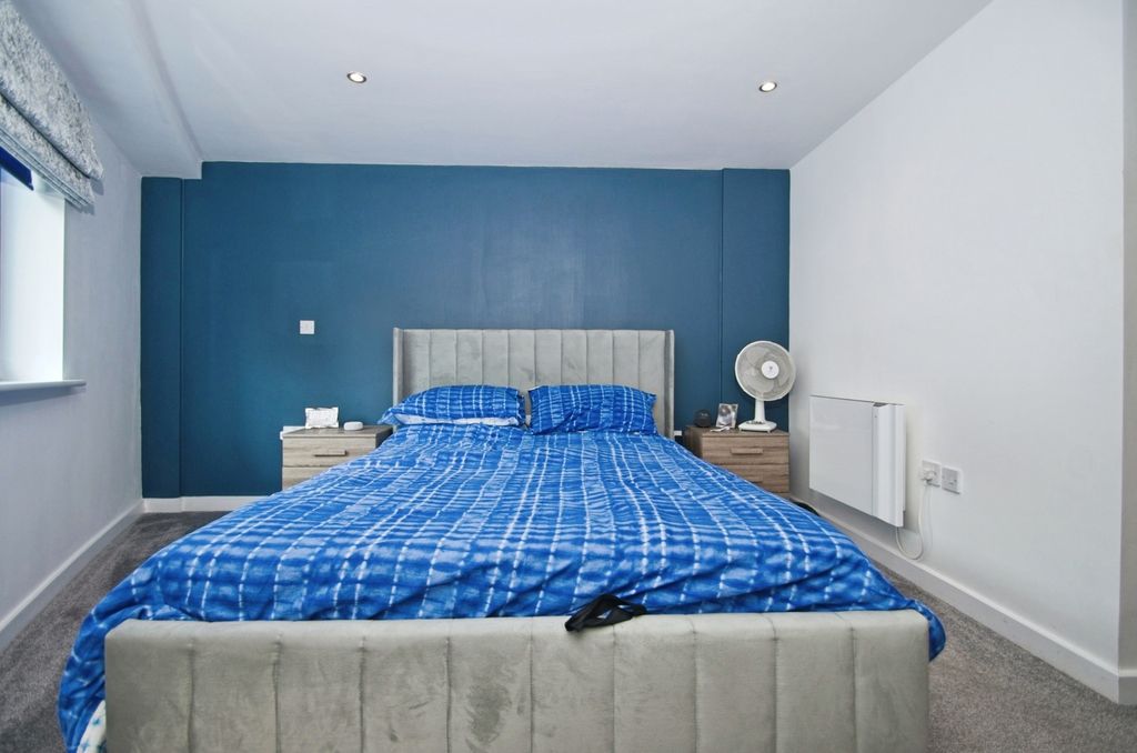 Additional image 8 of 2 bed flat for saleCity Wharf Apartments, Schooner Way, Cardiff Bay, Cardiff CF10