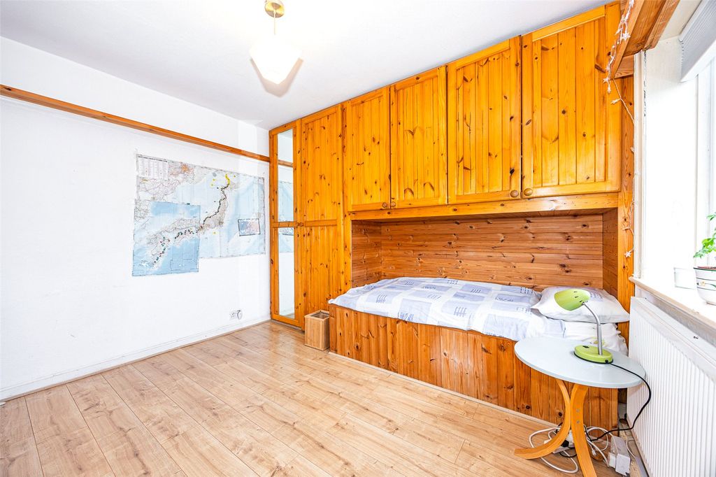 Additional image 25 of 3 bed semi-detached house for saleColin Close, Colindale NW9