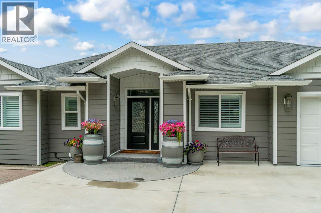 Additional image 2 of 3949 Desert Pines Avenue, Peachland, BC, V0H1X2