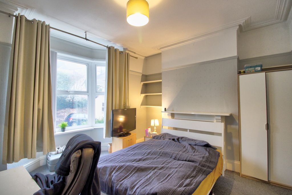 Additional image 9 of 4 bed terraced house for saleClyffard Crescent, Newport NP20