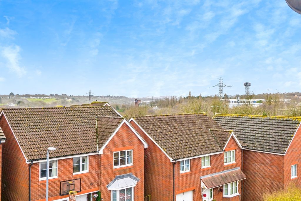 Additional image 7 of 3 bed property for saleCottingham Drive, Pontprennau, Cardiff CF23