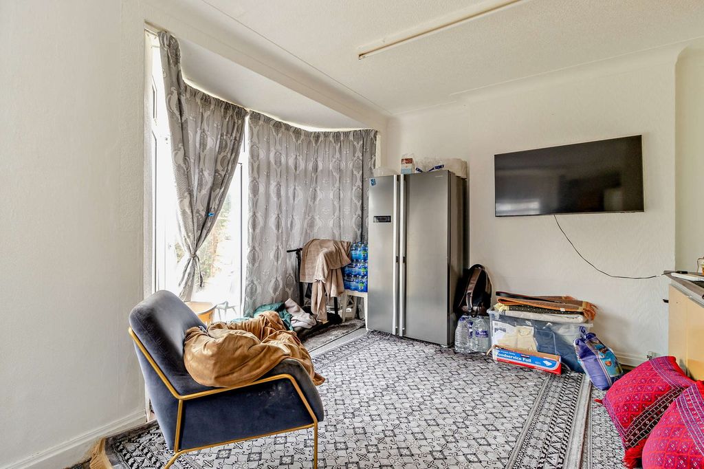 Additional image 4 of 3 bed semi-detached house for saleLodore Gardens, London NW9