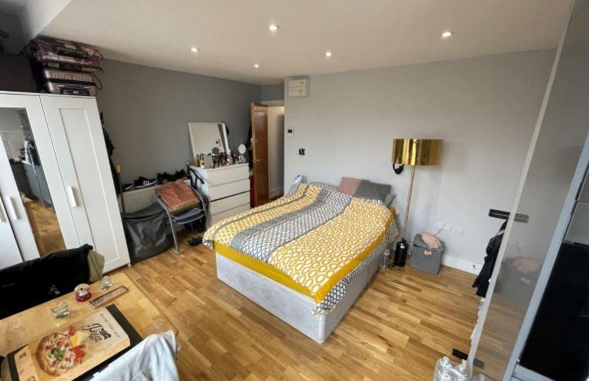 Additional image 13 of Land for saleCricklewood Broadway, London NW2