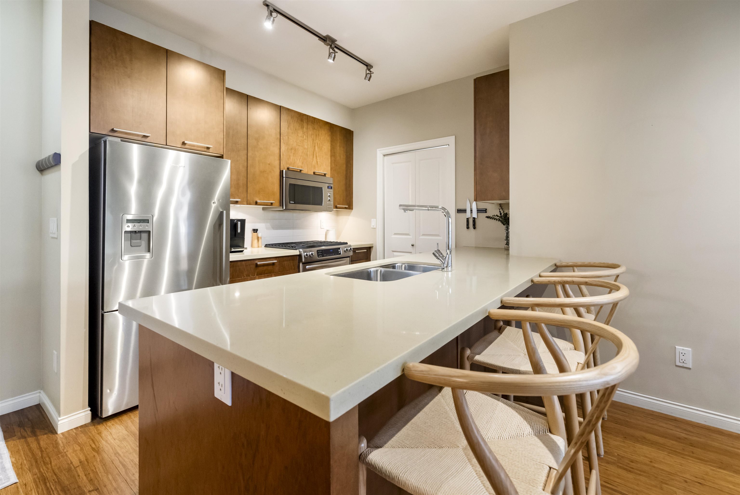 Additional image 5 of 111-3355 Rosemary Heights Drive, Surrey, BC, V3Z 2H5
