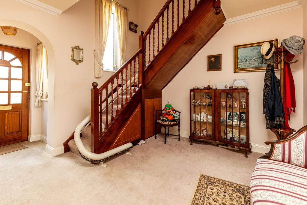Additional image 2 of 3 bed detached house for saleLes Petit Sablons, La Grande Route Des Sablons, Grouville JE3