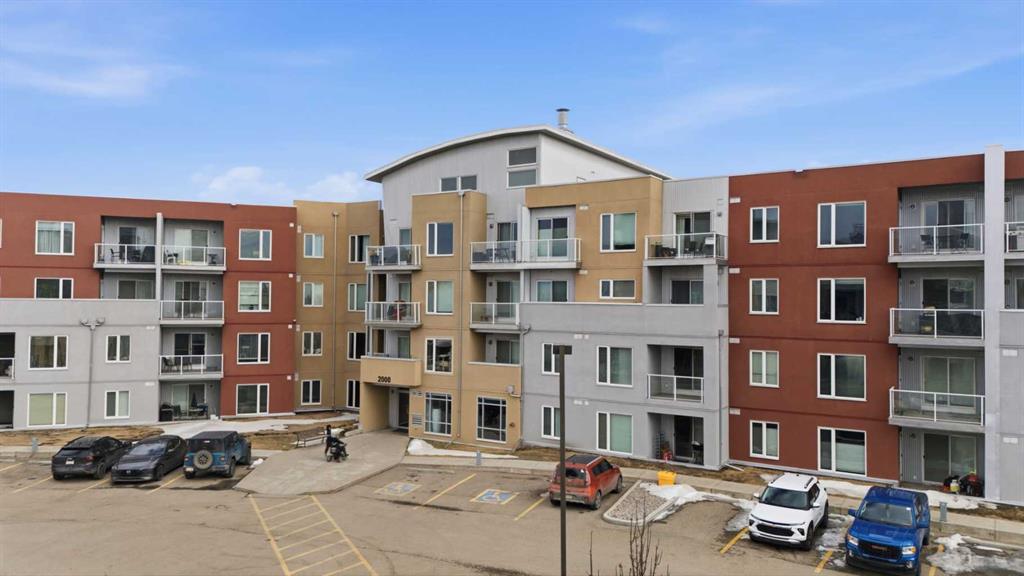 Additional image 2 of 2421-604 East Lake Boulevard NE, Airdrie, AB, T4A 0G6