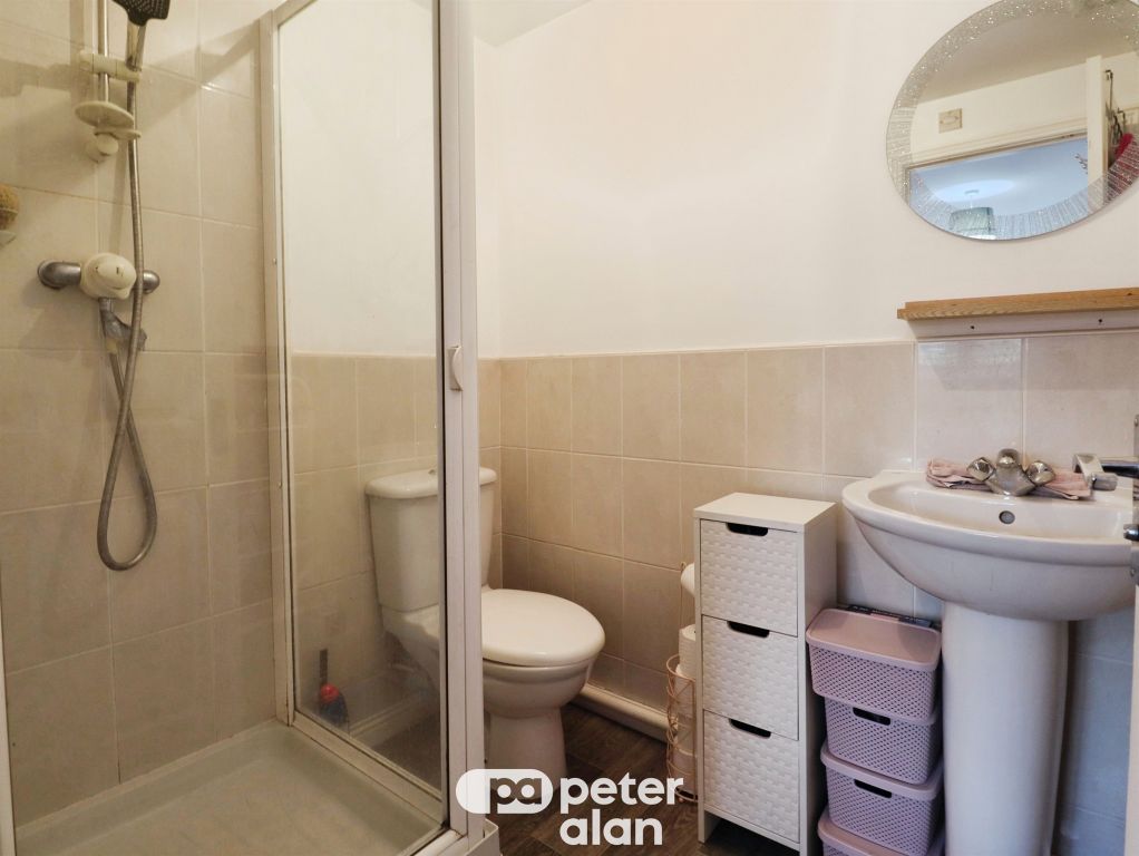 2 bed flat for saleMarle Close, Pentwyn, Cardiff CF23 photo 5