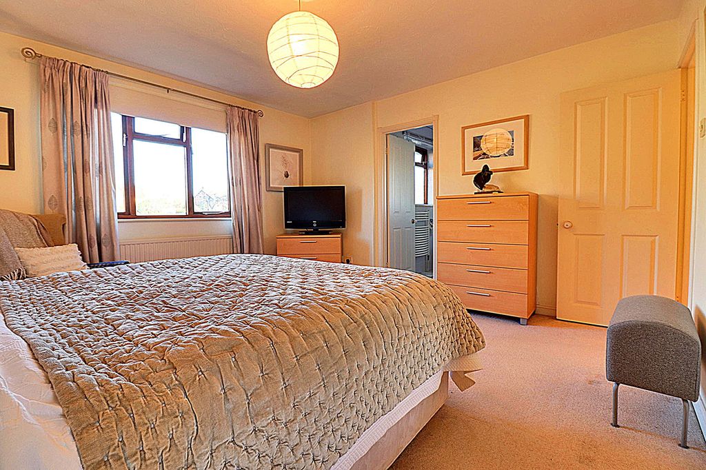 Additional image 15 of 4 bed detached house for saleHeol Y Cadno, Thornhill, Cardiff CF14