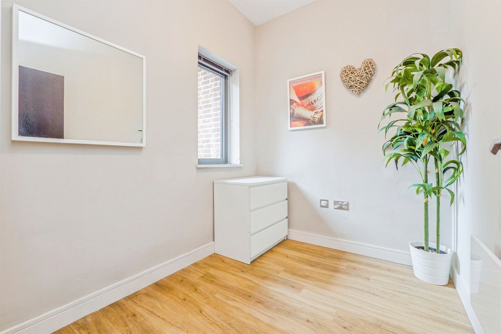 Additional image 16 of 2 bed flat for saleRomilly Crescent, Cardiff CF11